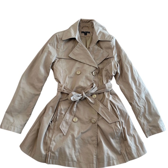 Via Spiga Tan Belted Double-Breasted Trench Coat Pleated Womens M - Picture 3 of 11